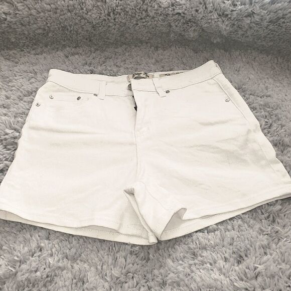 INDIGO REIN 5-Pocket Zipper Closure Shorts - Picture 1 of 9